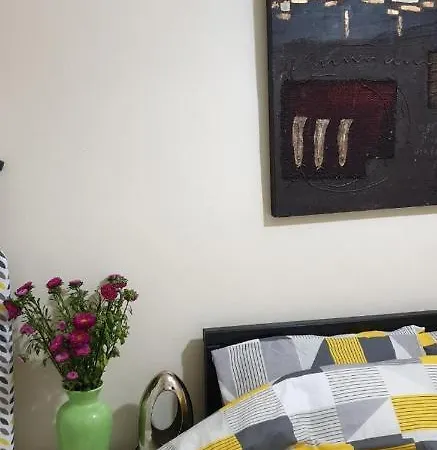 Guest house Nice And Clean Near Southmead Hospital *